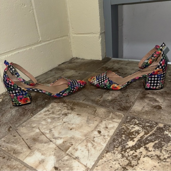 Women’s Call it Spring Brand Floral Checkered Women's Block Heels Size 7.5 - Picture 7 of 16